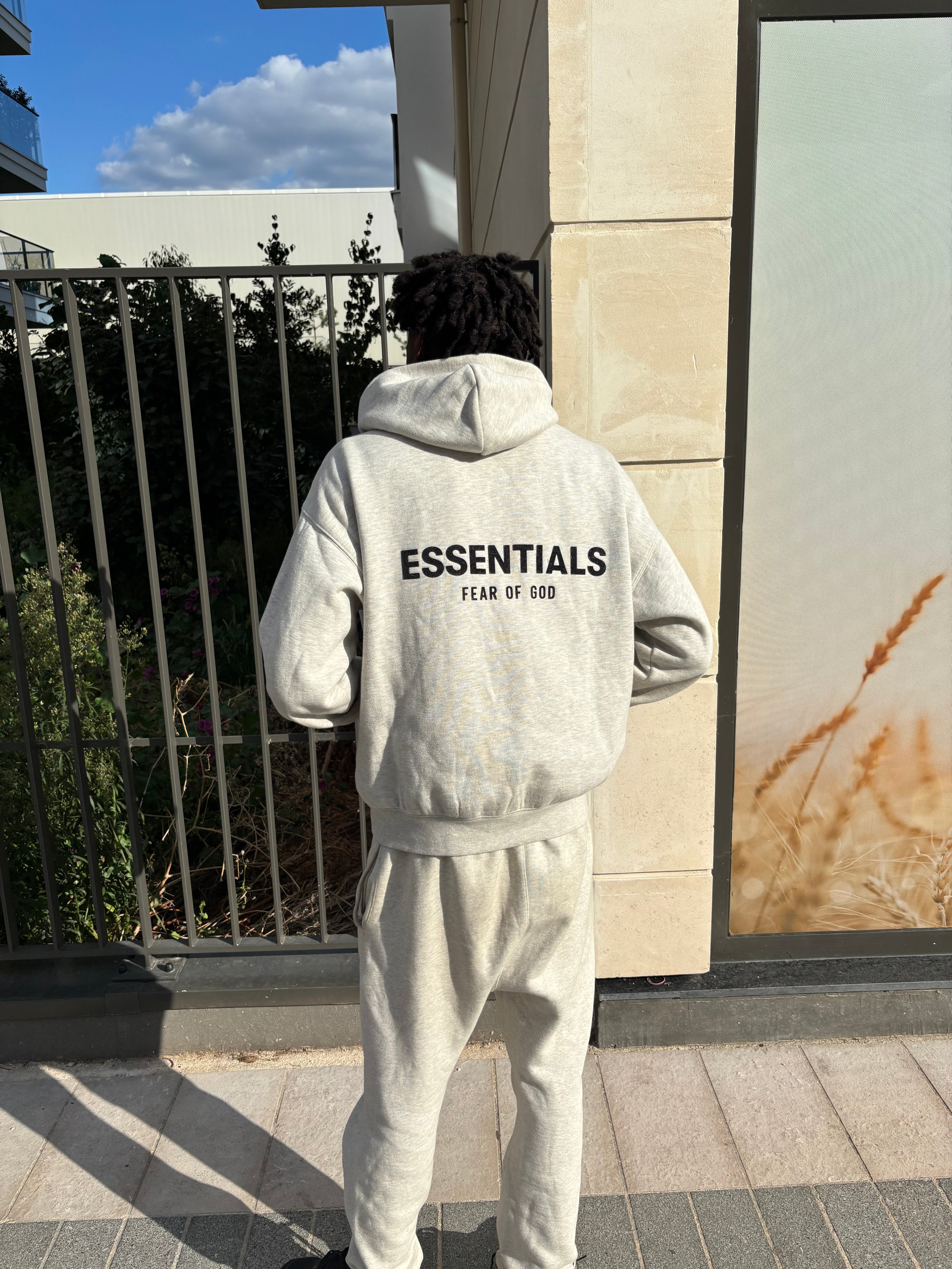 Fear of God Essentials SS23 Set ‘light oamteal’